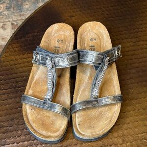 NAOT Malibu Metal Bronze Leather + Rhinestones T-Strap Sandals Slides 40 / 9